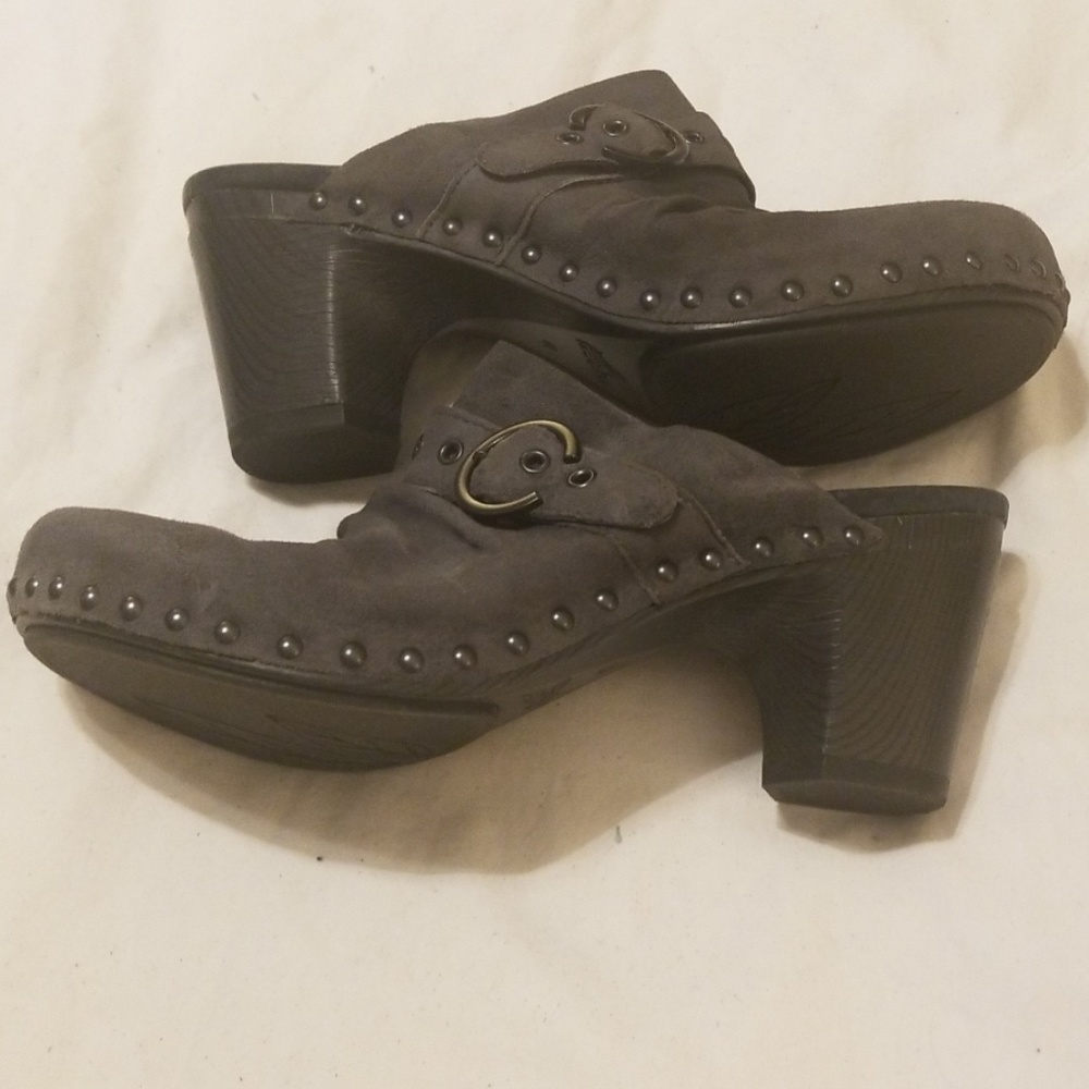 Dansko Women's Shoe's Clogs   like new!